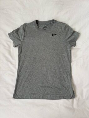 nike running shirt